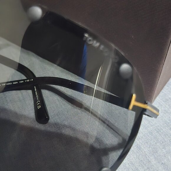 Sunglasses main image 5